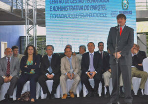 José Bertotti na inauguração no Parqtel